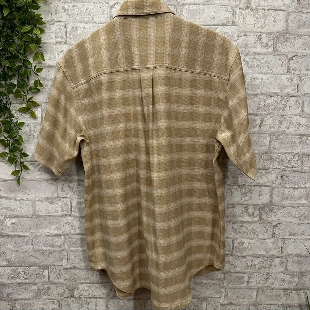 The North Face button down shirt men’s size medium‎ green checkered short sleeve